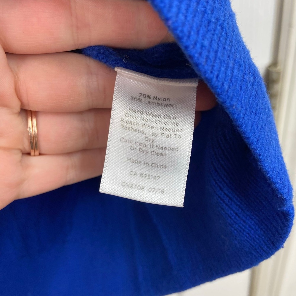 Talbots electric‎ blue cable knit button lambswool soft knit crewneck sweater M - Picture 5 of 8